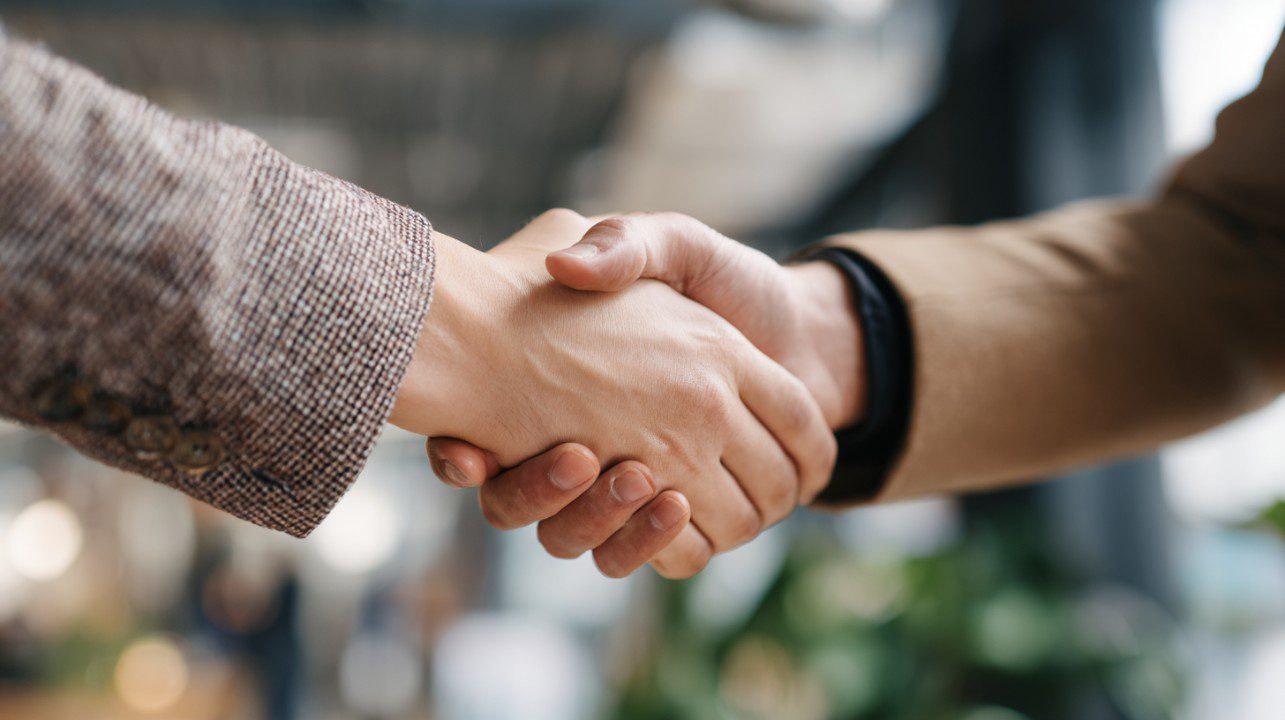 partenariat stratégique entre entrepreneurs pour développer un écosystème business solide